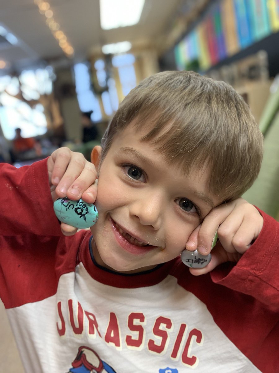 MissB🐝 tweet media