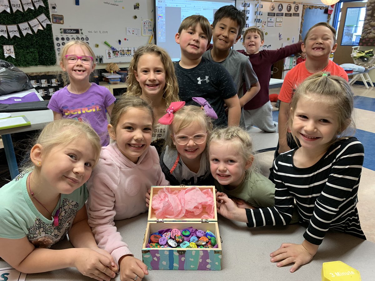 MissB🐝 tweet media