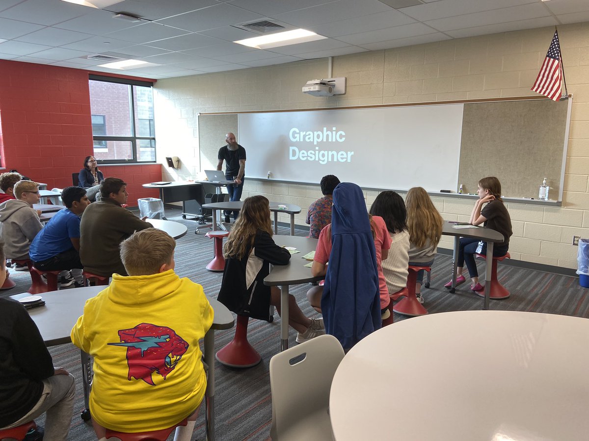 mr_rose_SC's tweet photo. Career day @MountainViewMS1 https://t.co/mfuzqfndl4