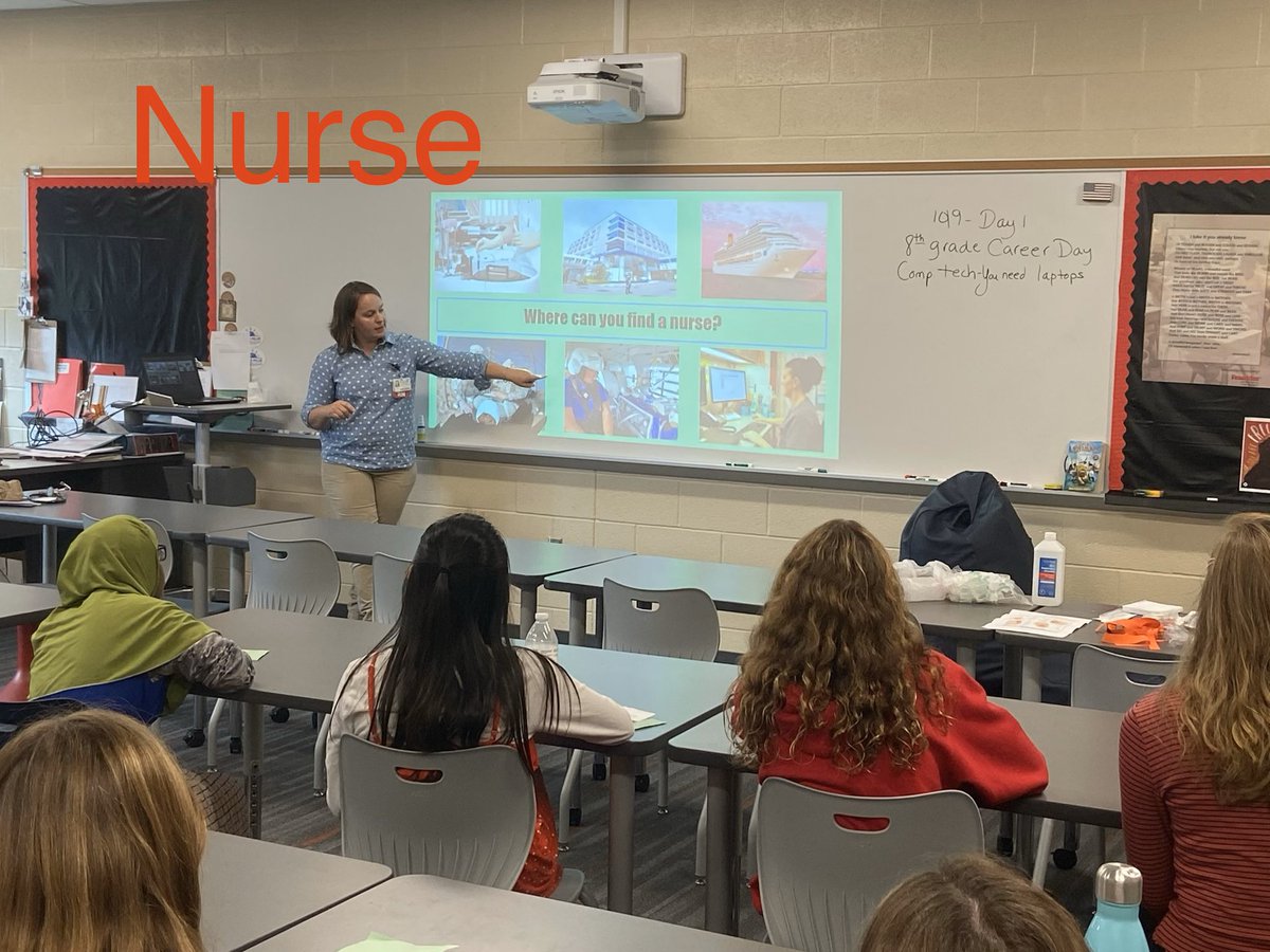mr_rose_SC's tweet photo. Career day @MountainViewMS1 https://t.co/mfuzqfndl4