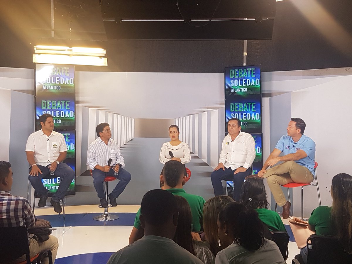 ExtraNoticiasCo's tweet photo. .@Williamtorresa afirma que no se están pagando las deudas laborales del municipio de Soledad. #DebateSoledad https://t.co/QzosdAJbsC