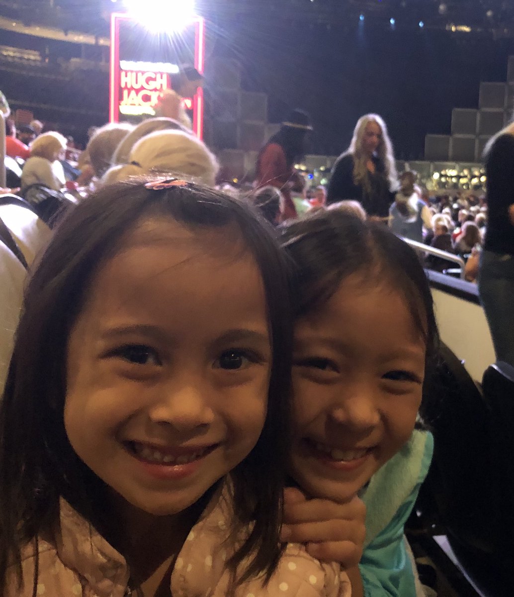amybinSC's tweet photo. Savannah’s 5th birthday surprise. Seeing @RealHughJackman her #1 boyfriend! https://t.co/Xfdmq6OMFv