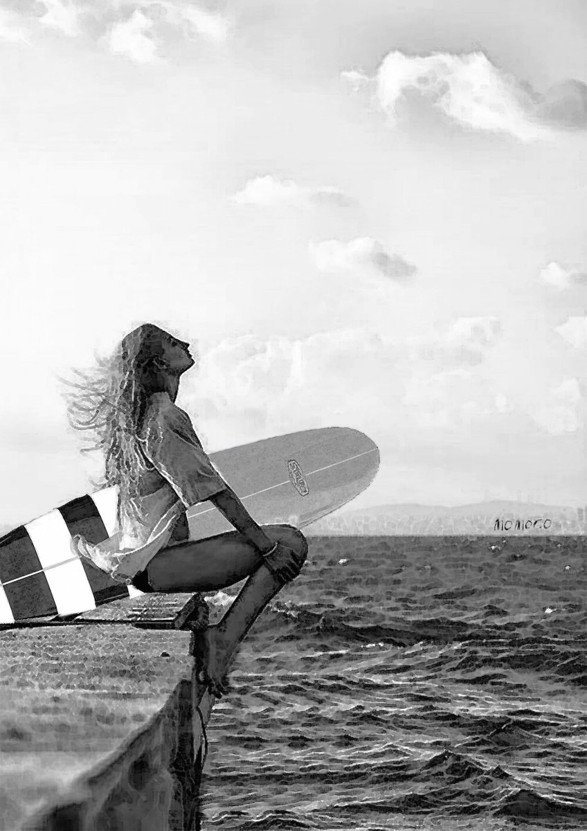 Funcy Art V Twitter サーフィン女子 一年中おしゃれに飾れる サーフボードを抱えた女性のモノクロポスター ナチュラルな部屋 西海岸のインテリアにマッチします 波乗り サーフィン ポスター 西海岸 カルフォルニア 大人女子 インテリア 絵 おしゃれ