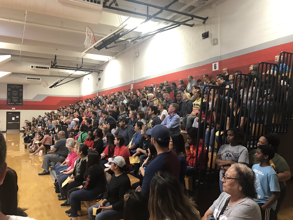 Brett Farr tweet media