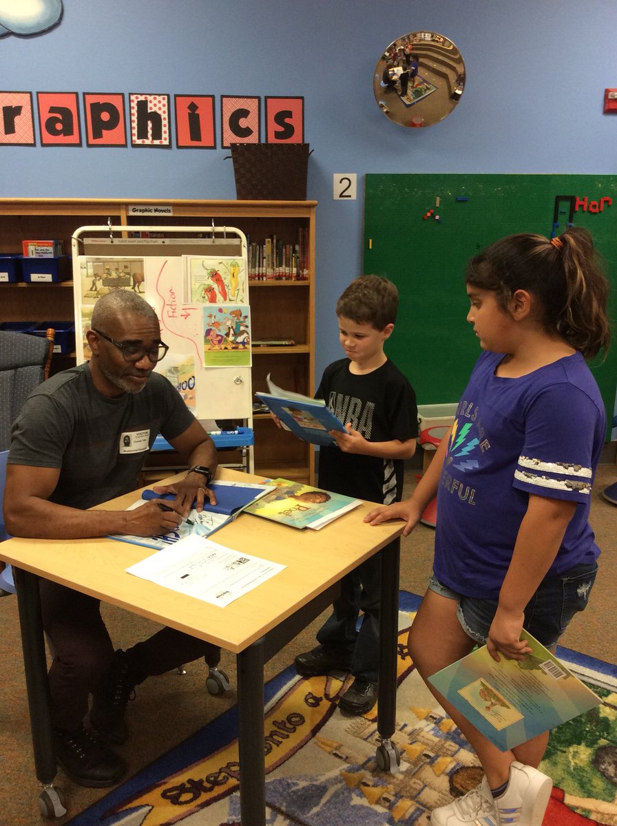 Seriously amazing time with the one and only Don Tate today!@BluebonnetElem <a href="/Devas_T/">Don Tate</a> <a href="/Pattie_Library/">Bluebonnet Elementary Library</a> <a href="/BISDLibMedia/">BISD Library Media </a>