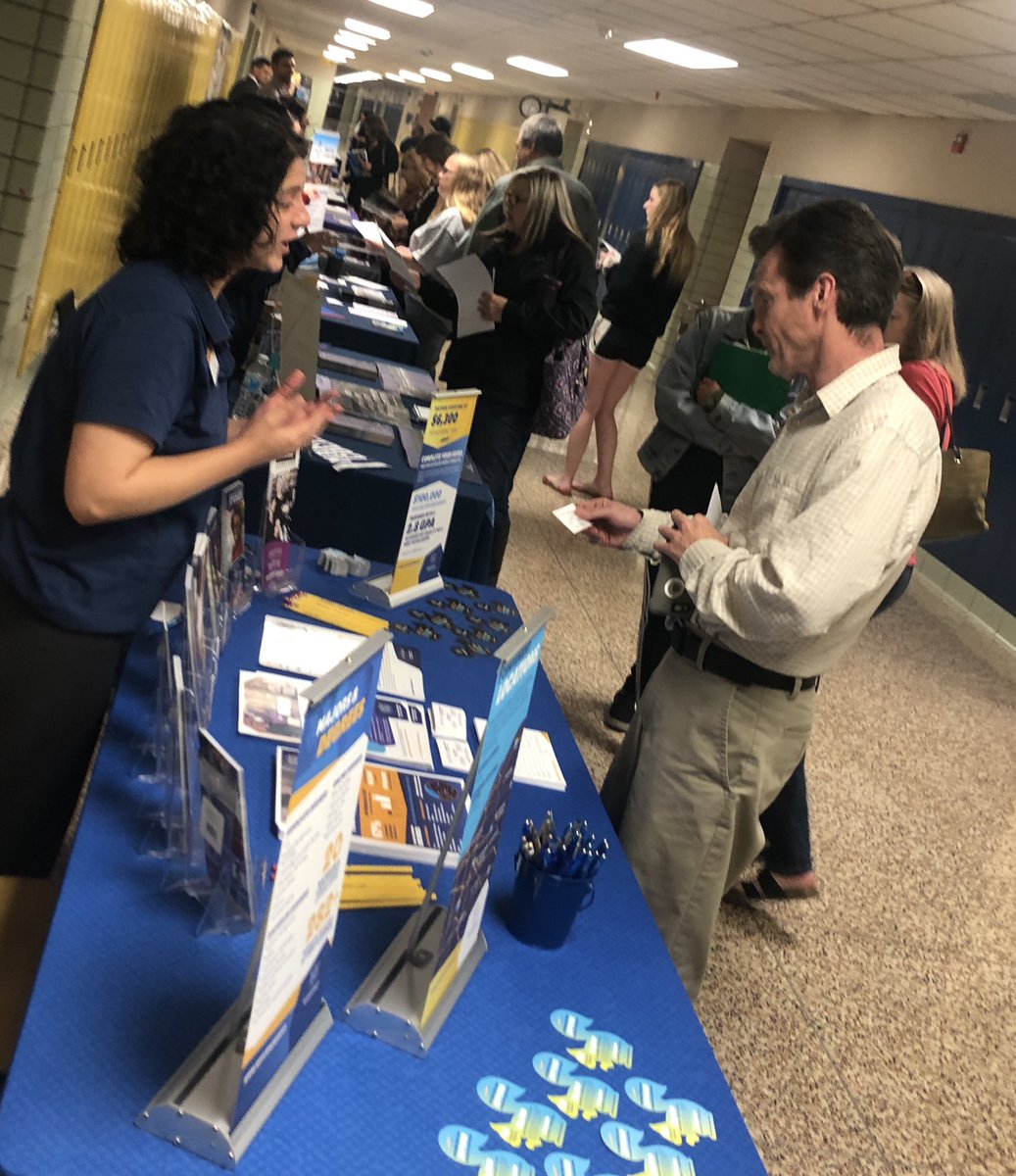 Julie Dudones tweet media