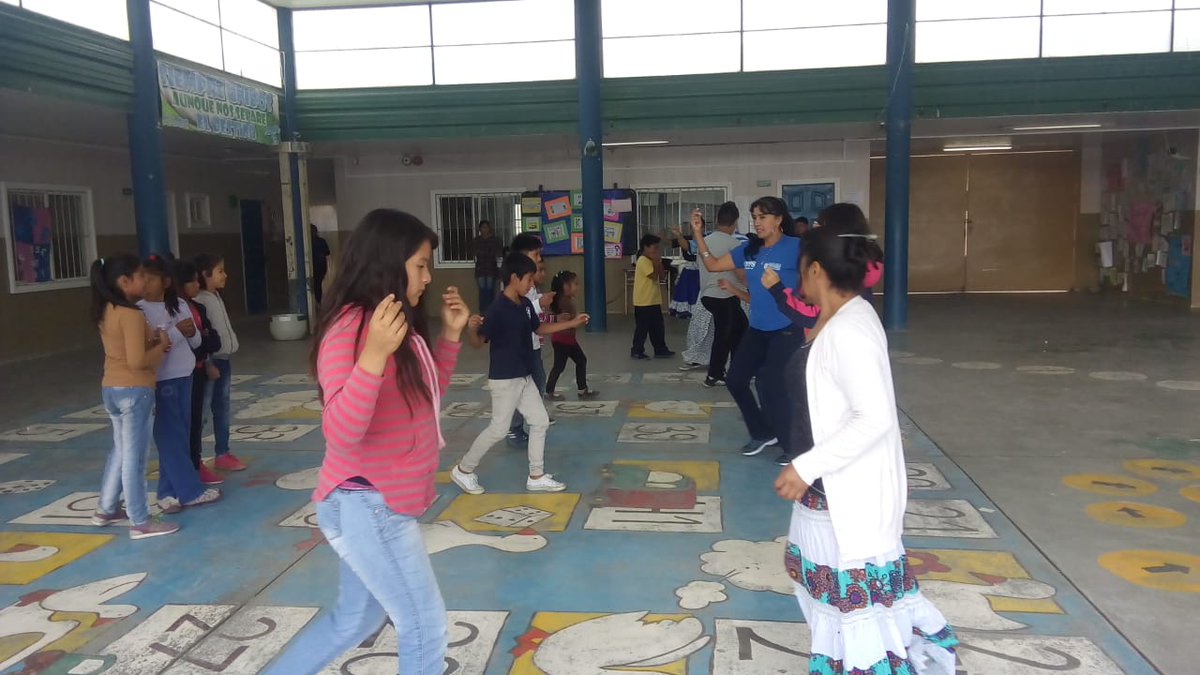 Cada sábado te invitamos a sumarte a los distintos talleres de Esc abiertas... veni y pasa un sábado divertido! Esc Juan J Valle te espera!!!! <a href="/artydance23/">Gilda Rodríguez</a> <a href="/sebabonduri/">Sebastian Bonduri</a> @TaniaGiron9 <a href="/juancarlosvilc/">Juan Carlos Vilca.</a>