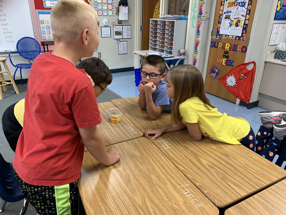 LButtry1's tweet image. 2nd grade scientists put the scientific method into action. We conducted an experiment to answer our question “What will happen when we put @mmschocolate in water?” Our hypothesis, the water would turn colors, was true. But the coolest part-the m floats! #connectses #bulletpride