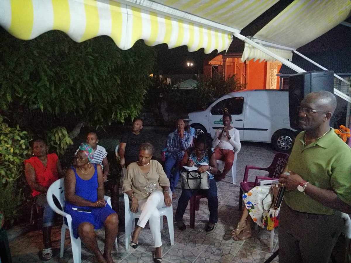 Un nouveau Ti Kozé réussi avec des participants inspirants et généreux de la section Bernard.Entre débats passionnés, éclats de rire et émotions, cette campagne électorale est une belle aventure humaine a souligné le président 
<a href="/patrice2pj/">patrice pierre-justi</a> #PPJ2020 #Gosier2020 #Municipales2020