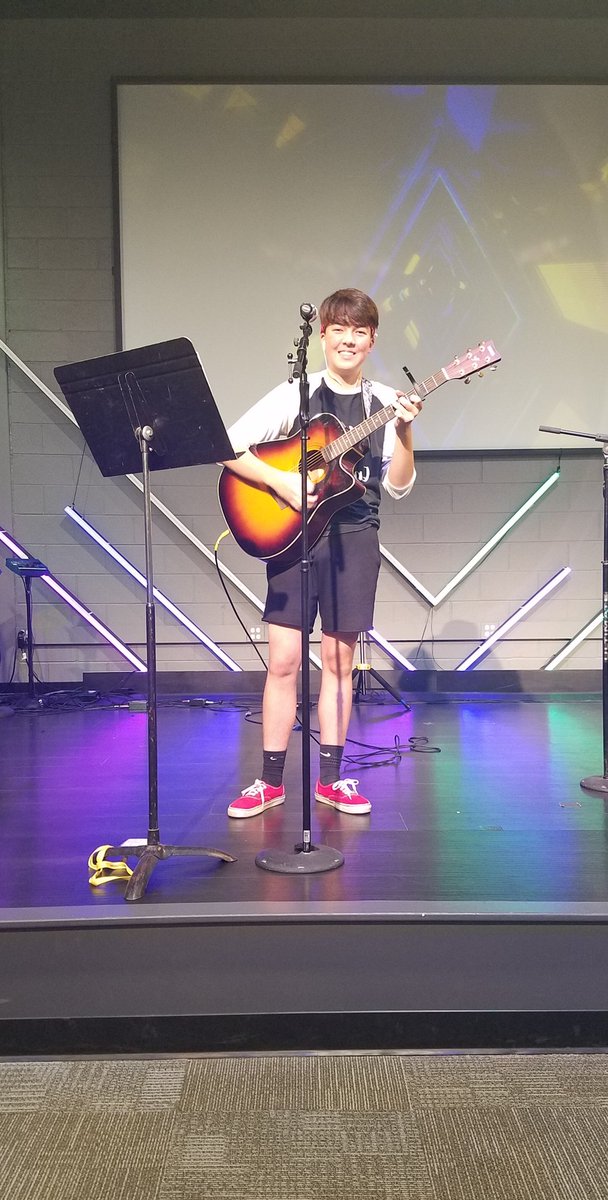MelissaWojowski's tweet photo. What a great evening to visit Field Experience student Caleb G. Caleb spends his interning hours planning, organizing, and running youth ministry at Community Christian Church.
#goals
#figureditout
#communityrolemodels https://t.co/IgjX7qrWLY