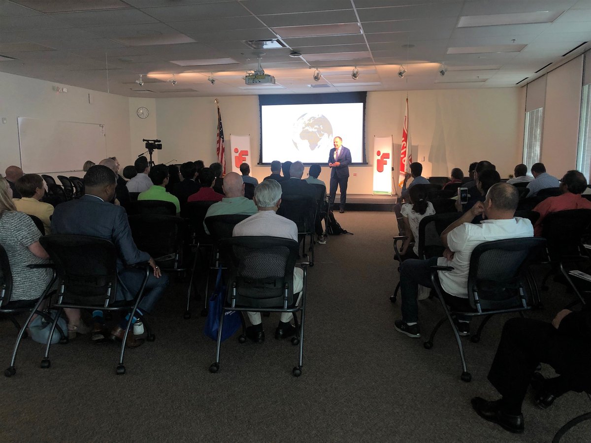 InspireFrisco's tweet photo. Thanks for everyone who came out to tonight's #IFTalks with Don Tapscott. 

Check back next week to see who will be our November IFTalk speaker!

#innovation #Entrepreneur #frisco #tx #blockchain https://t.co/u6hB6Rj5nk
