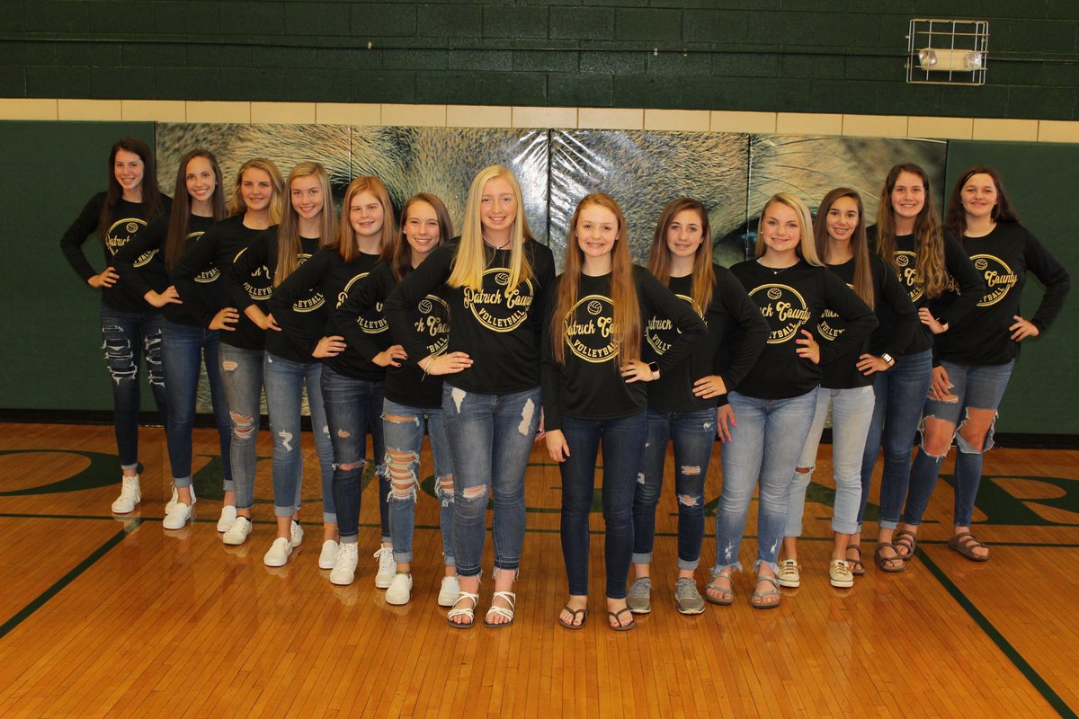 PCVB10's tweet image. the number of home game days left is getting low! come support your lady cougars against gw danville with jv at 5:30 and varsity at 7! theme is green and gold💚💛