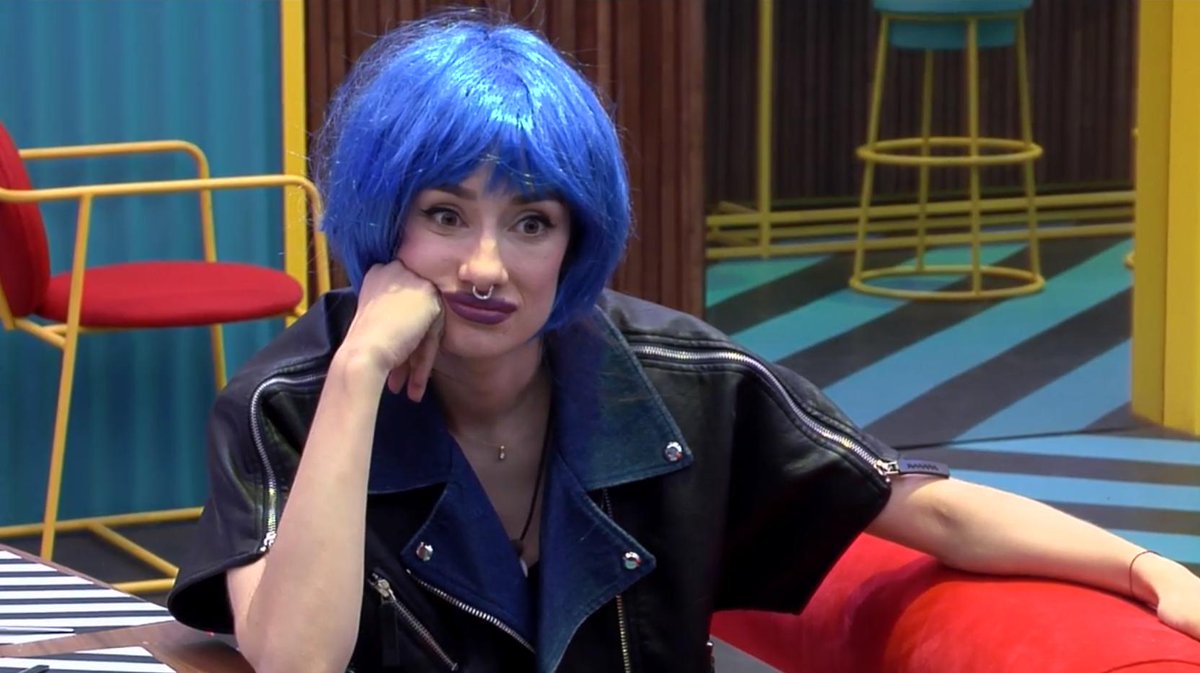 ghoficial's tweet image. Adara: "Agarré a Hugo y Dinio de los brazos, los miré a los ojos y les dije: 'Os espero aquí'" bit.ly/2lC4kKR #GHVIP9O