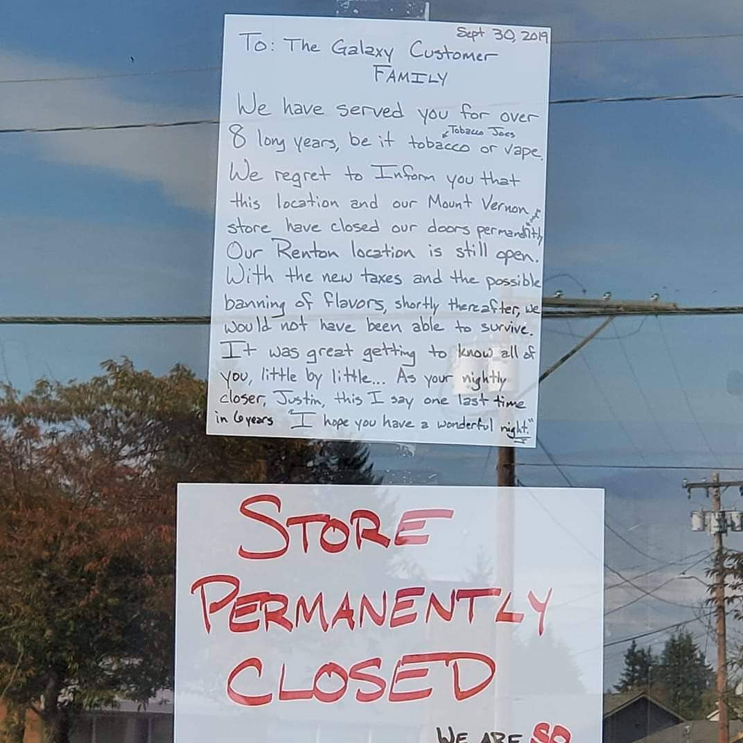 VapinGreek's tweet photo. Good evening .@realDonaldTrump 8 years in business and one announcement from you and governors abusing their powers forced them to close, layoff people and leave empty retail space. Making America great again or bankrupting one small business at a time? #wevapewevote https://t.co/rr4oHzaruO