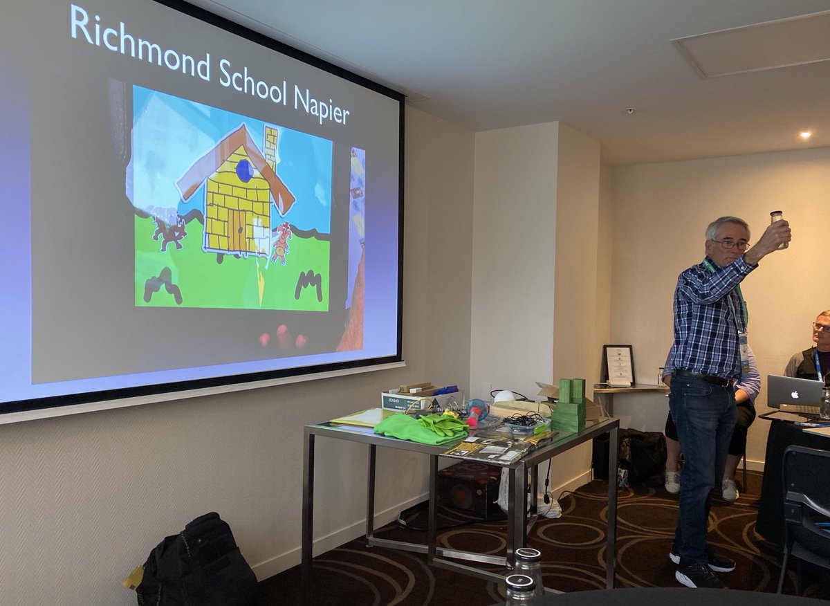 Juliet_Revell's tweet photo. Shout-out to @mrehu (the coke can analogy) ⁦@stuartnz⁩ sharing Puppet Pals #ULearn19 #notatulearn19 https://t.co/33eW3JjSKw