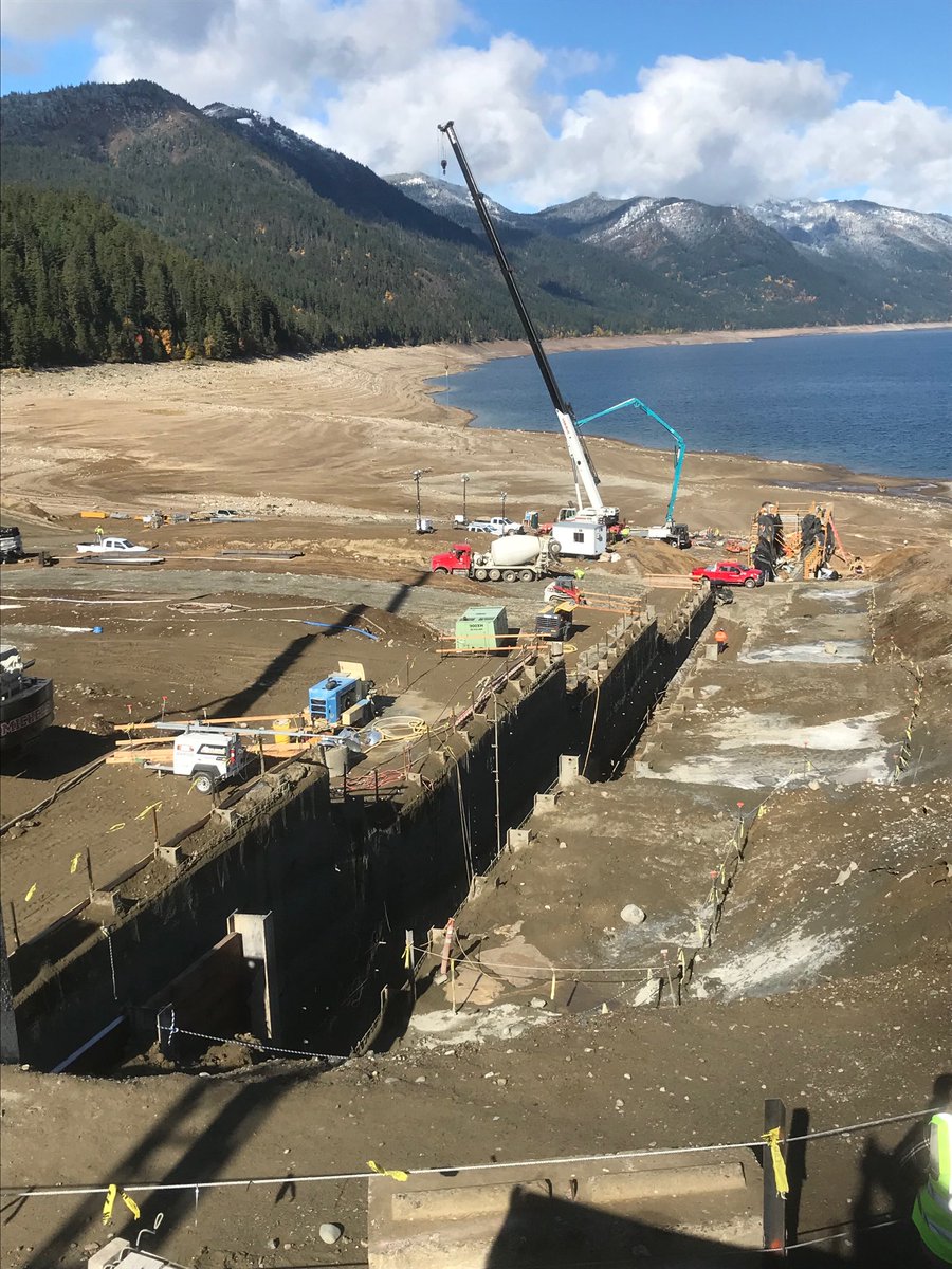 GordonTebb's tweet photo. Huge progress at the Cle Elum Fish Passage Project while the Reservoir is low! #YBIP, #thisriverrunsforever ,#Ecology, #Reclamation, #Yakama Nation https://t.co/JgzNNCzJgu