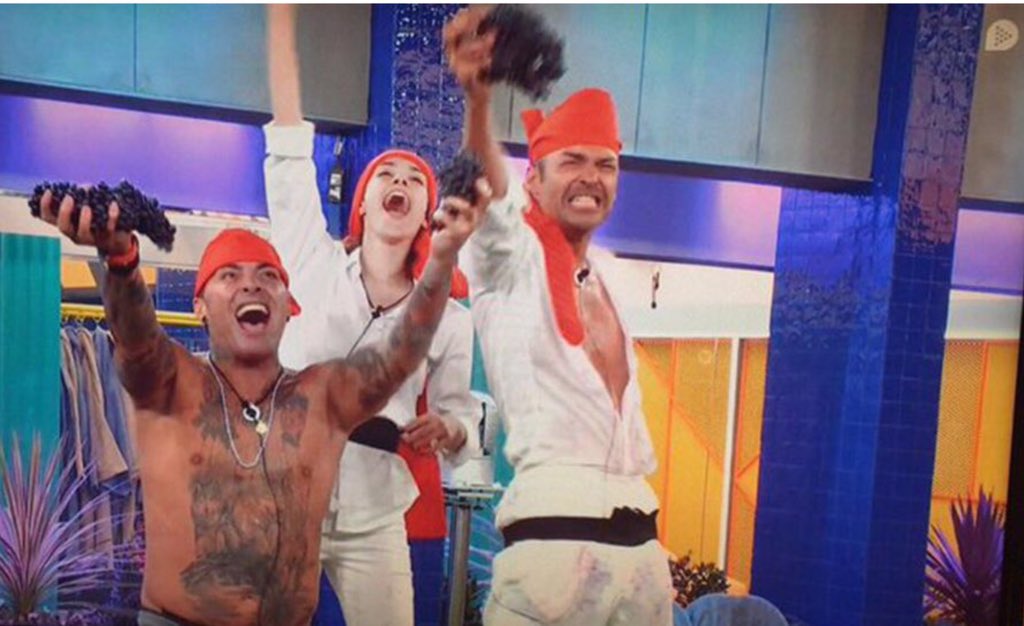 _mari_22's tweet image. Los quiero juntos de nuevo 😭🍇#GHVIP90