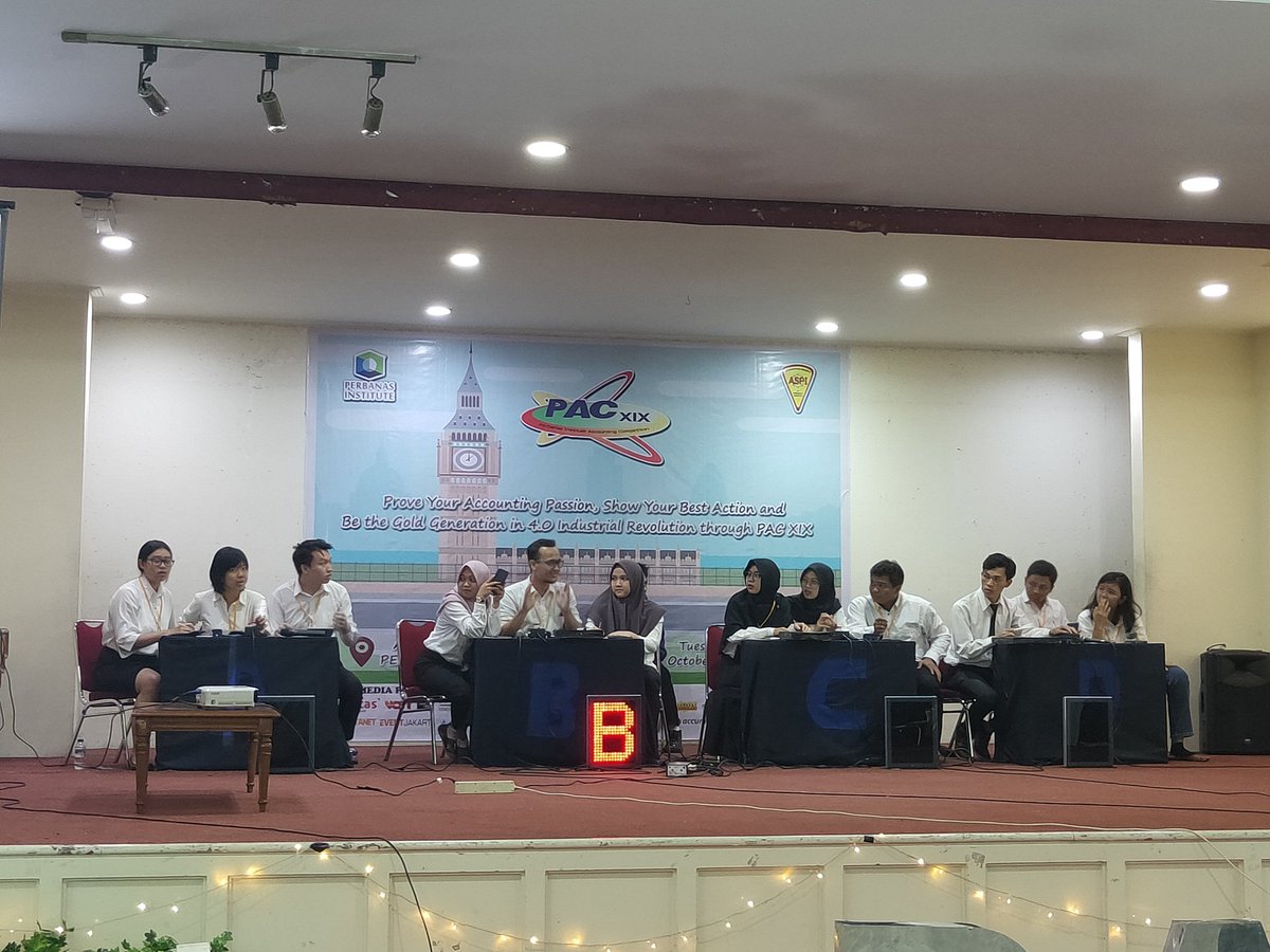 HIMA_PACXXII's tweet photo. [PAC DAY 3]

Saat ini sedang berlangsung babak Rush in Time https://t.co/HAJn2RgOkH