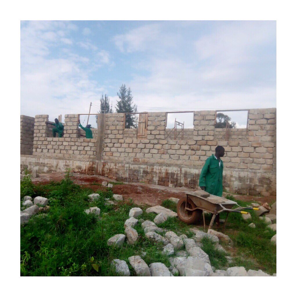 Our girls dormitory is beginning to take shape and we just can’t wait to see the look on the 80 student faces who will soon be welcomed into their beautiful new rooms 💛

#mountelgontrust #nonprofit #education #kenya #africa