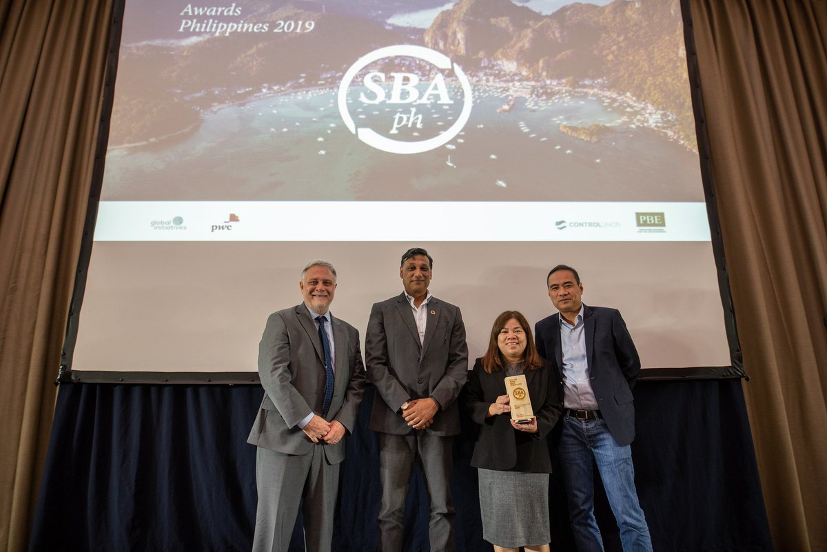 EricssonAPAC's tweet photo. #ICYMI: We were recently awarded with twin accolades @SBAwards #Philippines 2019: A Special Recognition for Sustainability in the Community for The Connected Mangroves project with @LiveSmart &amp; for the Best Company in working with the #UN #SDGs:https://t.co/lWnR08yE8S https://t.co/J8eTPp9dxU
