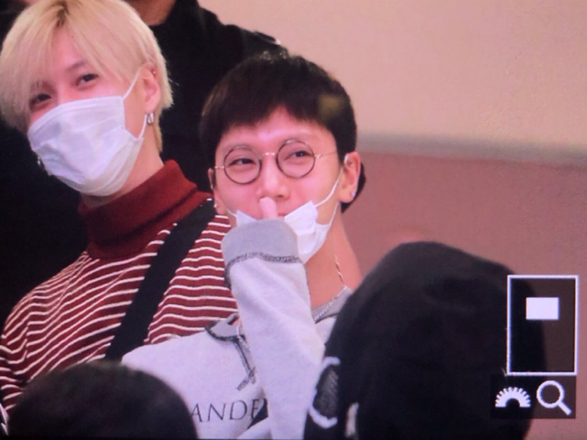 Sentimentalfly's tweet image. 09/10/2019 #Ten #superM
사실 미국오면서 연차 다 썼거든요... 그래도 저 어디 도망간거 아닙니다,,흑😭