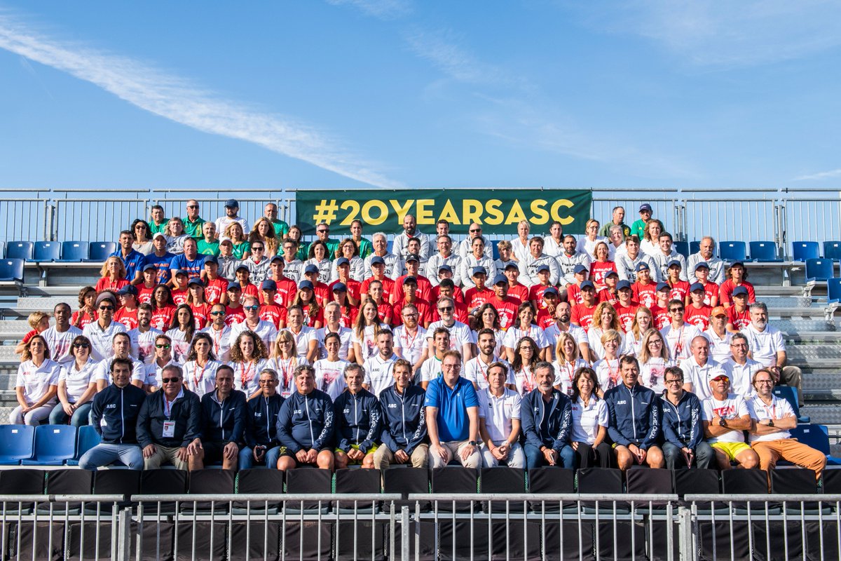 EmilioSanchezBn's tweet photo. #ascheadnh #20yearsasc
Hace una semana vivimos la final del #atpchallenger en #sanchezcasal. 
¡Qué grandes recuerdos tenemos!. #teamwork #effort #dedication https://t.co/b6hq4LLRmu