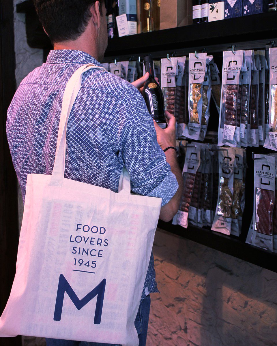 MASFoodLovers's tweet photo. No oblidis fer-te'n amb la nostra bossa de roba per fer la teva compra d'embotits, formatges, vins, olis i molt més!
Ets #MASFoodLovers?
.
.
.
.
#noplastic #MASFoodLover #xarcuters #compres #foodies #pernil #ham #cheese #buyinBarcelona @OlisBargallo @Olis_Bargallo #CanPork https://t.co/CB7RhoE9FM