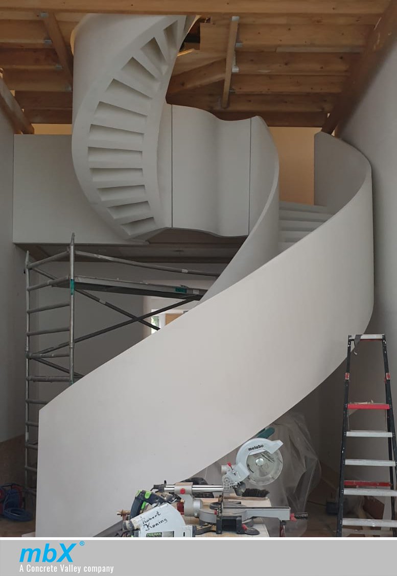 Met maar liefst twee projecten zijn wij genomineerd voor de #betonprijs! Station Lansingerland-Zoetermeer is genomineerd in de categorie ‘civiele bouwwerken’ bit.ly/2B0UqGt en de unieke wenteltrap in de categorie ‘woningen’ bit.ly/31W5r7V