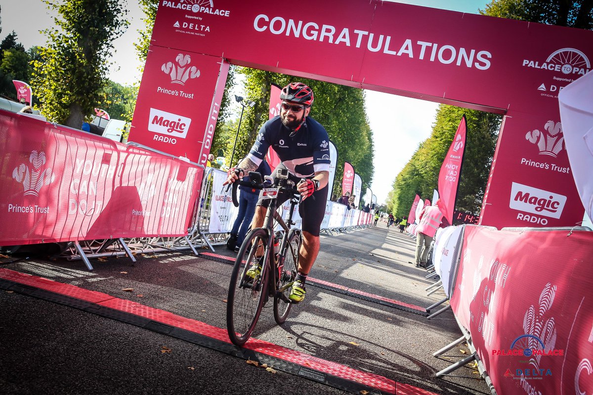 Don't miss out on your discount! Order your @PrincesTrust #PalacetoPalace event photos here (tiny.cc/bxbxdz) to save £5 off digital downloads until midnight on Sunday.