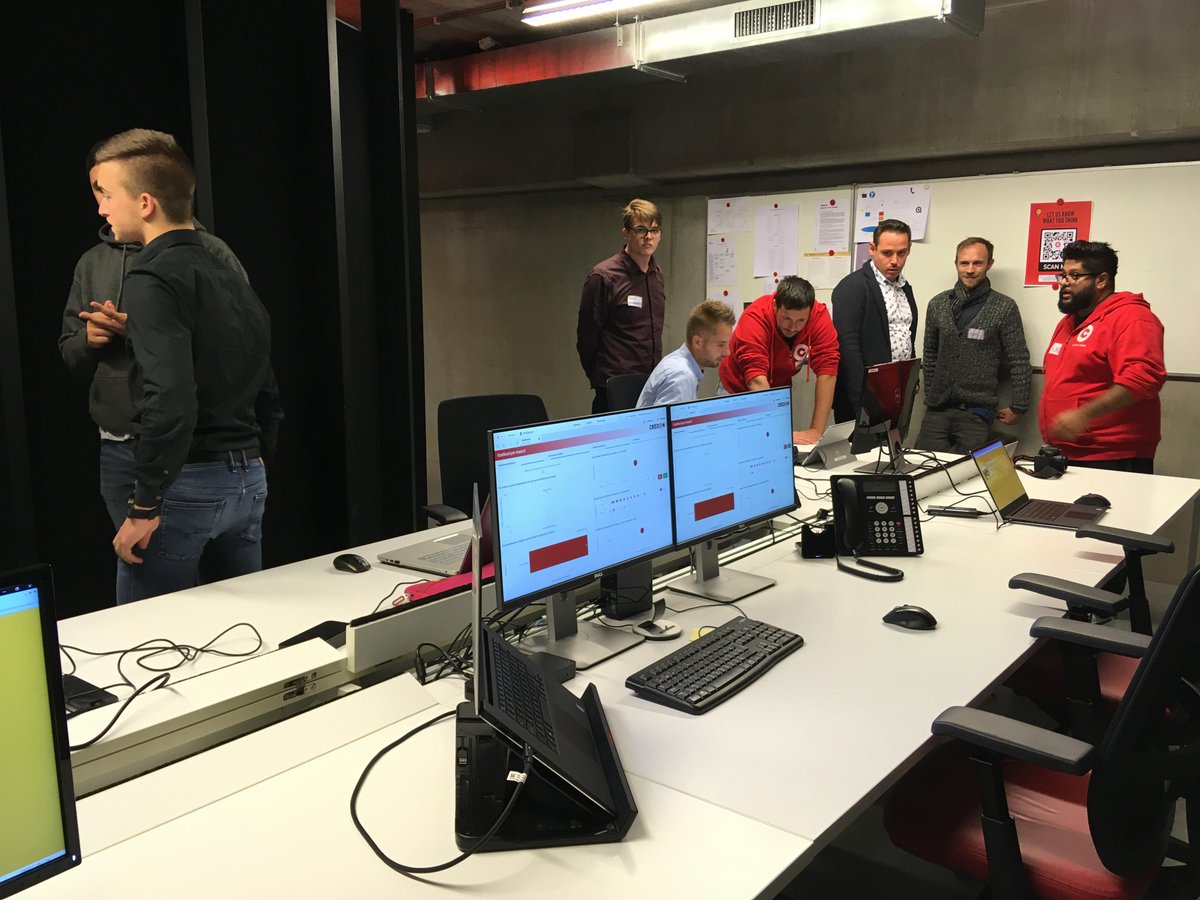 d_swartjes's tweet photo. visited @CredonEU;  interesting explanation about who they are, what they do and the tools they use!  fun fact: the majority of the current employees ran an internship there.#thomasmore #itfactory https://t.co/StE0MLbEdr