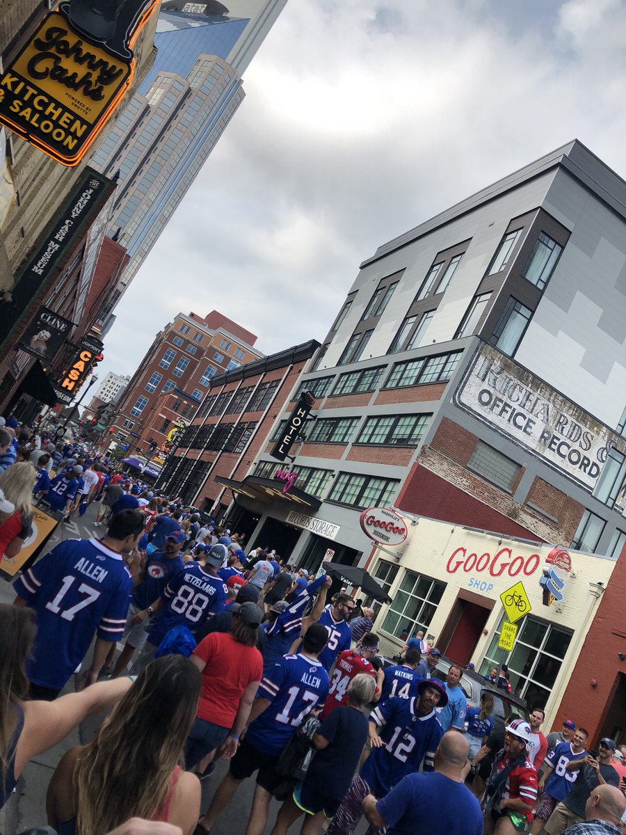 wallnut10's tweet photo. @NashBillsBackrs #billsmafia @BuffaloBills @JoshAllenQB   @terrellowens https://t.co/okgmraFRsQ