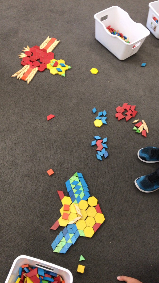 Room5Bears's tweet photo. Talk A-BAT some amazing pattern block BATS🦇 We built, estimated, counted &amp; documented our learning on ⁦@Seesaw⁩ #secondgrade #handsonlearning https://t.co/naTx91JM9D