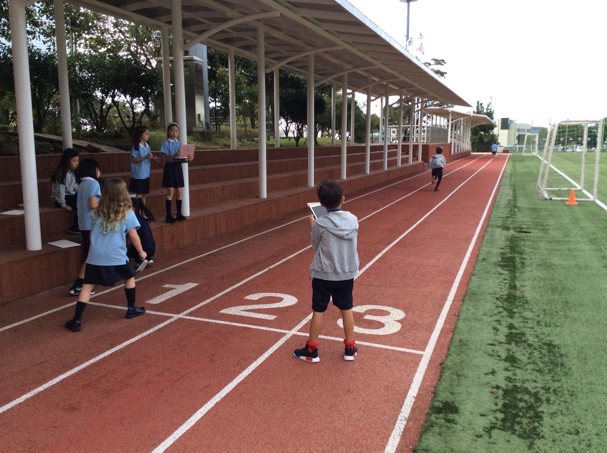 SeanDoranEdu's tweet photo. Great to get outside to start our new math unit on time and measurement! #kisj #eurekamath #grade3 https://t.co/1fhc9iNmgX