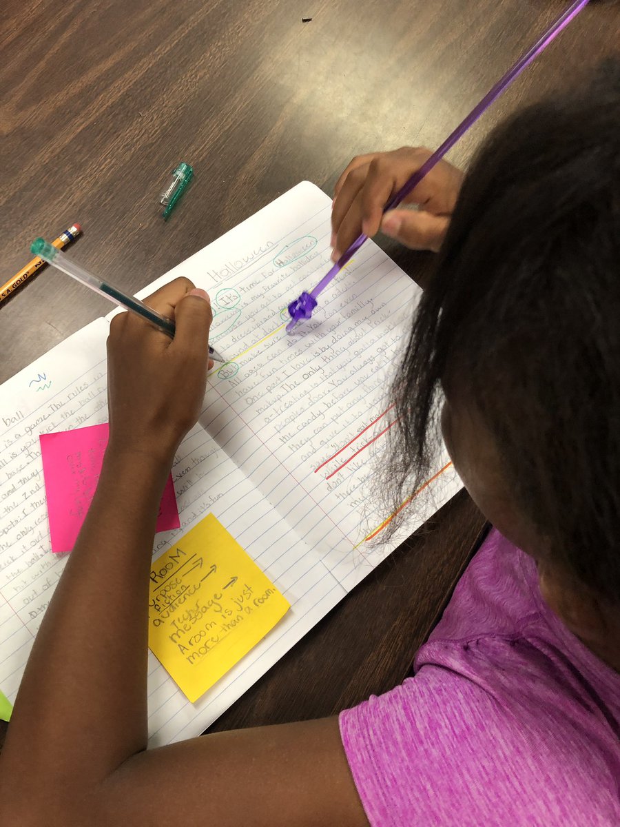 ms_keels's tweet photo. Because we are awesome writers, we make sure to take our time and read every word during the revise &amp; edit process.✏️📓📝📓✏️ #wearewriters #talesofafifthgradeteacher https://t.co/J6ZPH6mcXc