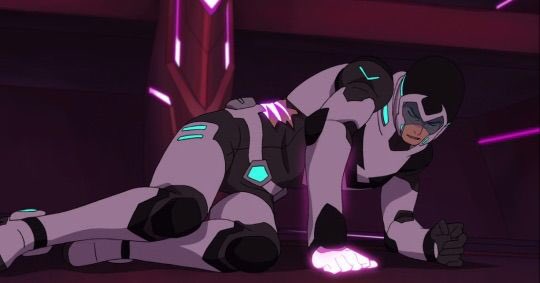 commandershiro's tweet photo. the people who are horniest for shiro are definitely the animators 

WOOF https://t.co/Ts2oa6ooc3