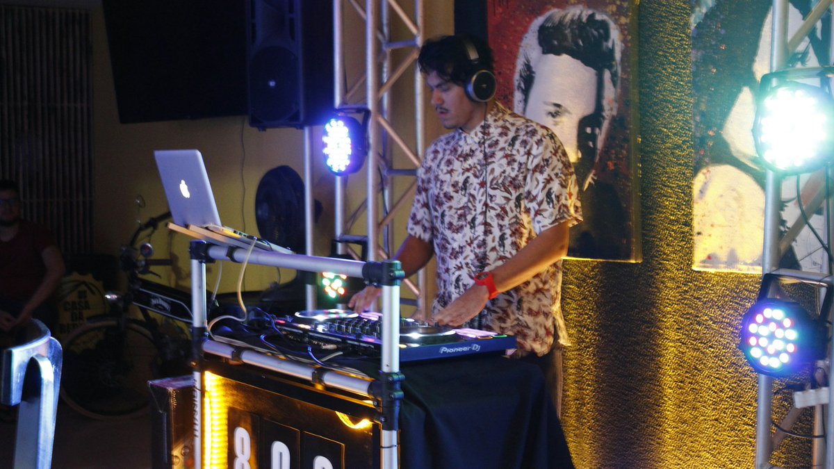 thenkddj's tweet photo. NA VIBE DO 808 ®
#RMEND #DJRMEND #Party #HouseMusic #PistaHouse #POP #Party #DJ #nakeddj #openformat #radiohits #Fortaleza #starmoon #producerlife #fortalezace #DJLife #ceara #housemusic #balada #timenightclub #house808 https://t.co/1LrE0EEPO0