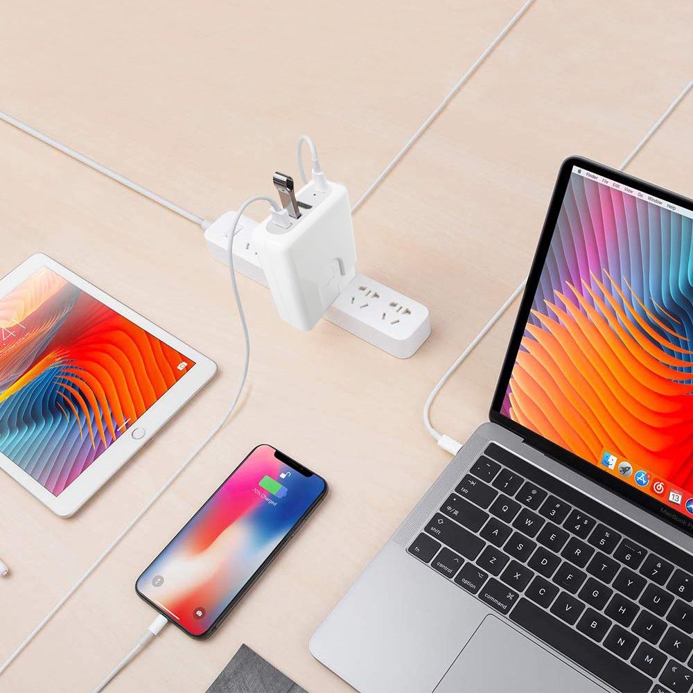 CFBCShop's tweet image. HDMI Adapter case for MacBook Pro Charger, 4-in-1 multiport hub
#macbookpro #hdmiadapter #multiporthub #macbookcharger