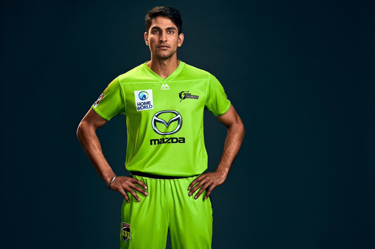 sydney thunder uniform