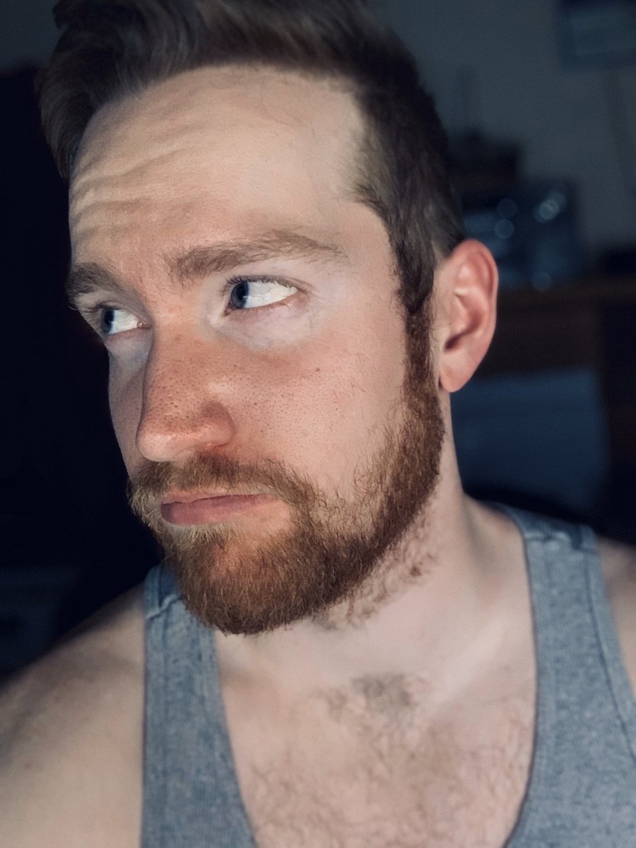 Unvein's tweet photo. My face has a permanent tired look to it. Why does it have to be like this haha https://t.co/hcVKDL2sAS