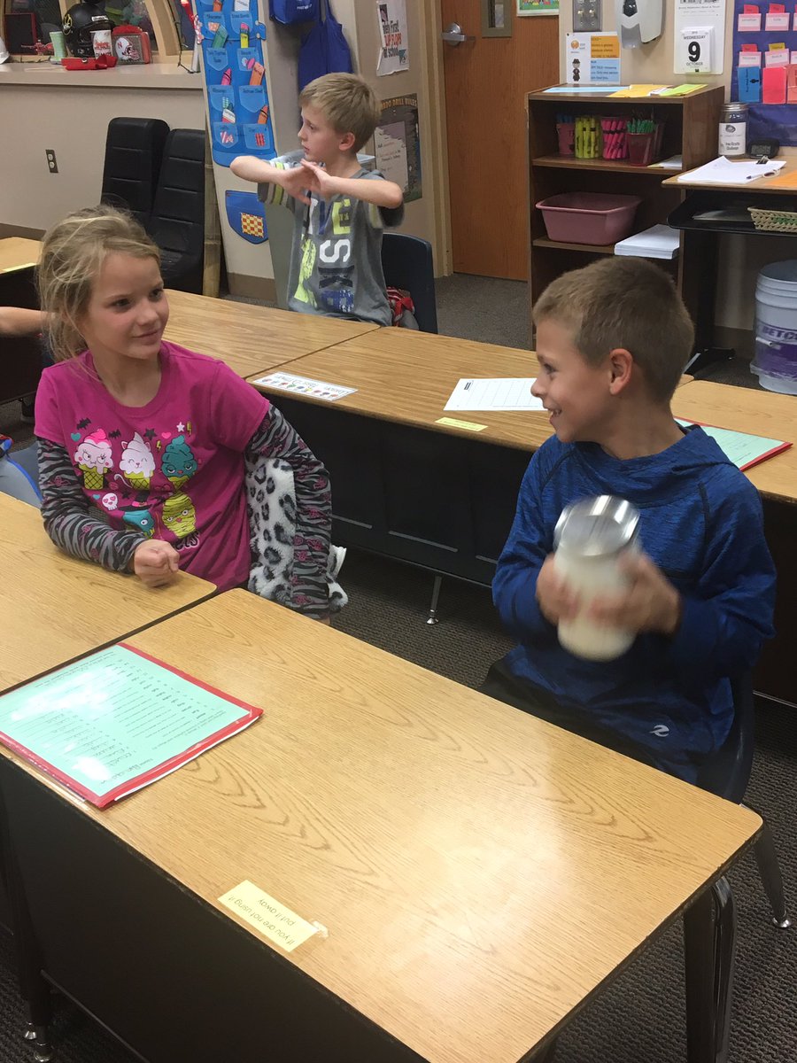 J2LearningIsFun's tweet image. 100% of my @WayneSchools 2nd graders thought margarine is butter. After 10 minutes of shaking heavy cream they now know and taste the difference. 95% of them now prefer butter...