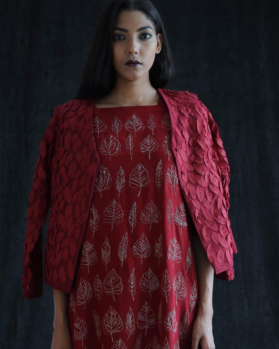fabloktextiles's tweet photo. Handwoven brocades, ikats, appliqués and sequinned patterns . Fall collection explores foliage motifs through a myriad of textile treatments
Arriving tomorrow at our stores. @anju08chaurasia
#fablokfashions #fabloktextiles https://t.co/NaJOgv6AR3