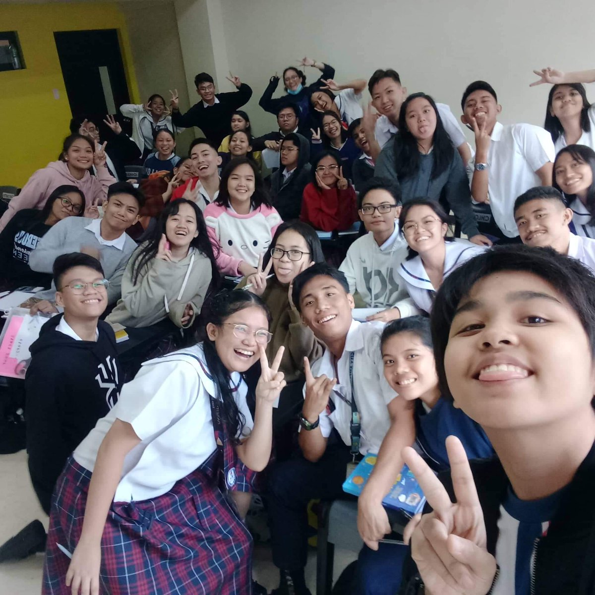 equinoxgid's tweet photo. huli ka boi #HappyKENNETHDay https://t.co/ctO1WdpuuE