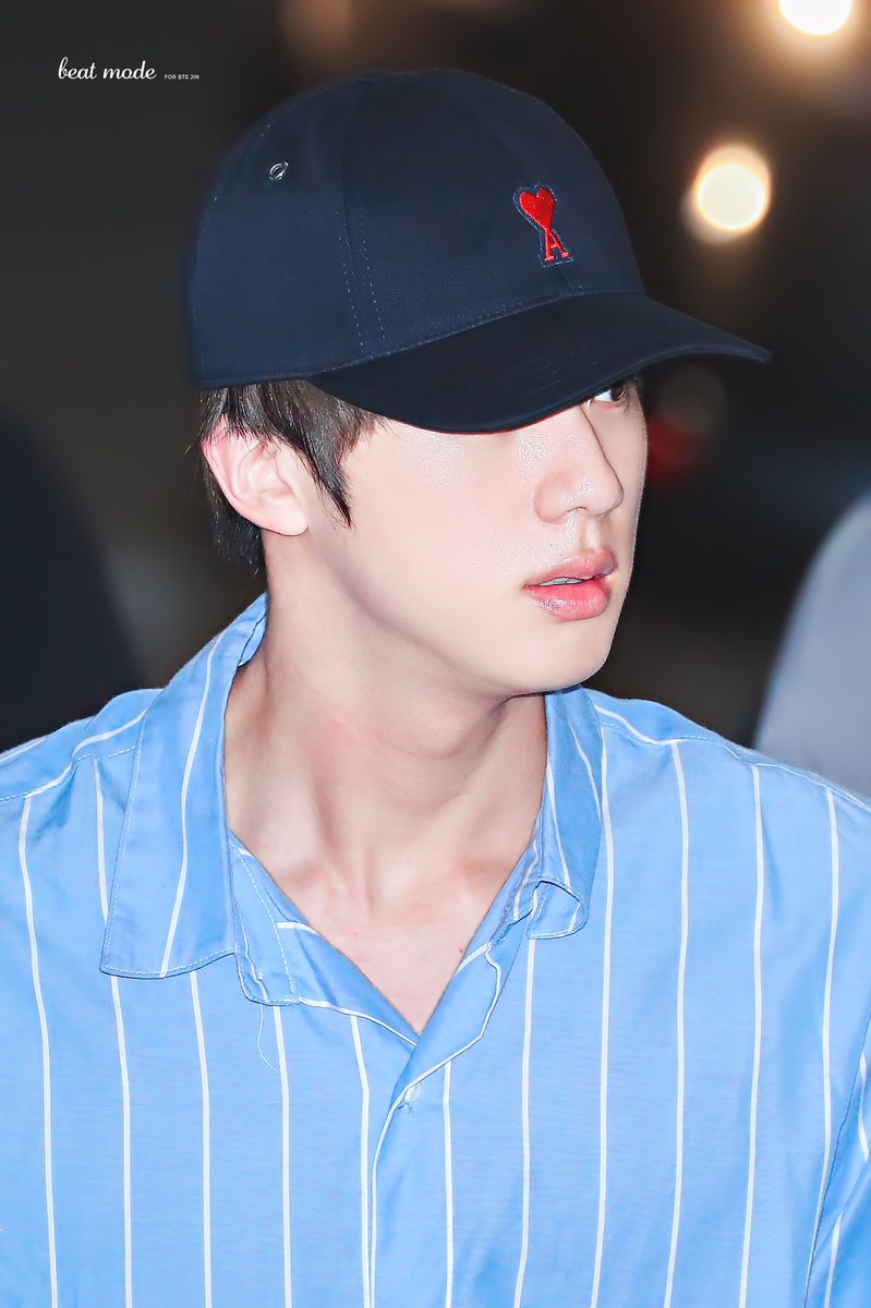 beatmode_1204's tweet photo. 191009 인천 출국
#김석진 #석지니 #진 #Seokjin #JIN 
#worldwidehandsome 
#방탄소년단 #BTS⁠ ⁠⁠ ⁠⁠ ⁠⁠ ⁠⁠ ⁠ 
@BTS_twt https://t.co/PTbFQmi9j8