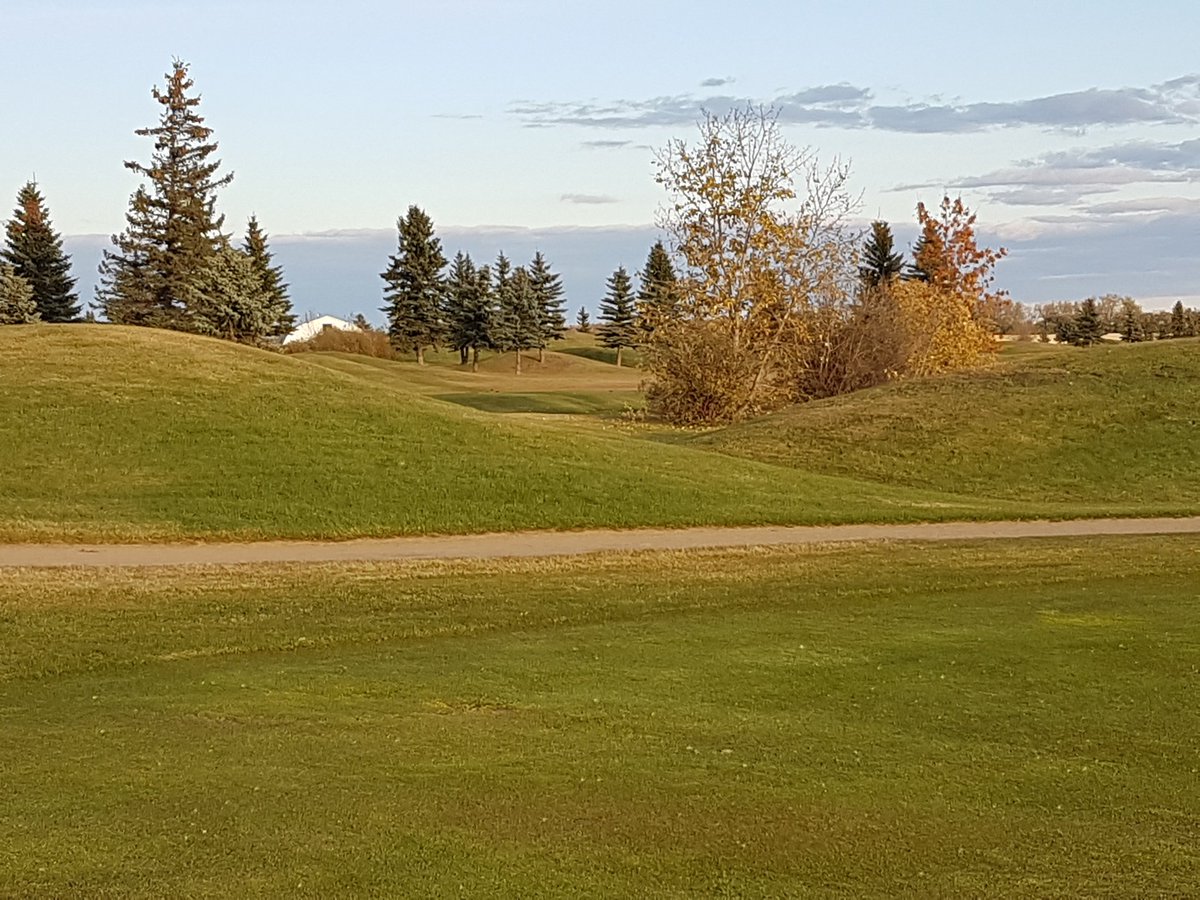 HuntersGreenGC's tweet photo. We are OPEN on Thursday. Book your tee time now at https://t.co/wld3a0DkIU https://t.co/579eTC2LXb