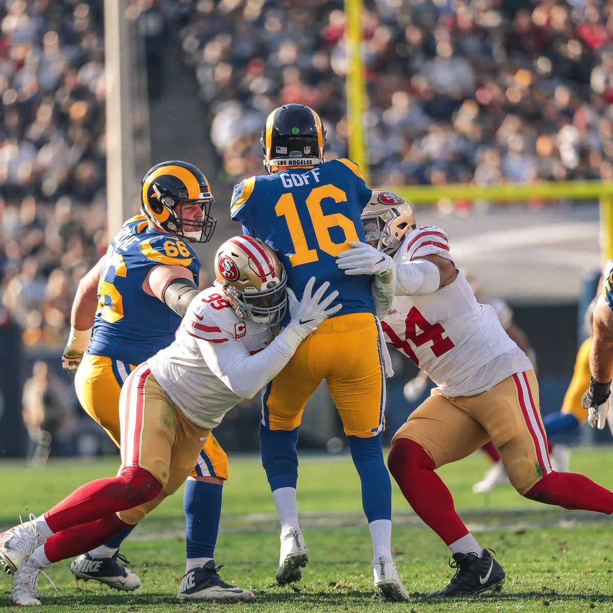 49ers's tweet image. #BeatLA