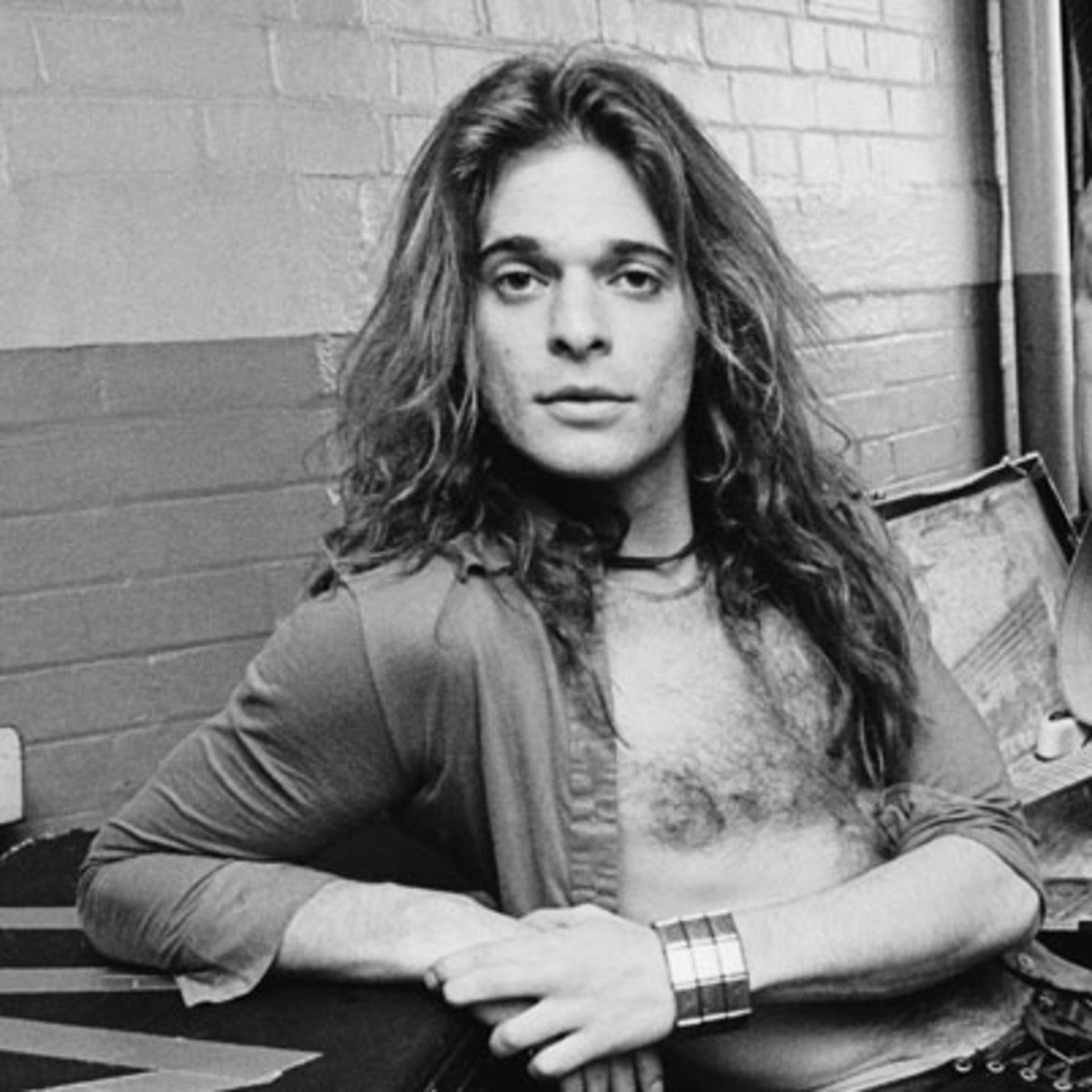 Happy Birthday to Van Halen singer songwriter David Lee Roth, born on this day in Bloomington, Indiana in 1954.   