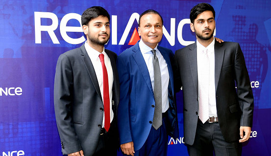 tv9gujarati's tweet image. અનિલ અંબાણીએ તેમના બે દિકરા અંશુલ અને અનમોલને બનાવ્યા આ કંપનીના ડાયરેક્ટર

Read: bit.ly/322Qi4R

#TV9News #AnilAmbani #RelianceInfrastructure #AnmolAmbani #AnshulAmbani