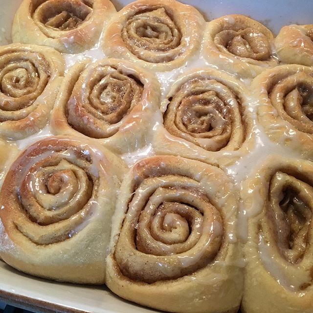 checkered_chef's tweet photo. Want your house to smell amazing? Home baked cinnamon rolls will do the trick!
#cinnamonrolls #cinnamonbuns #housesmellsamazing https://t.co/OdSCRflrXm