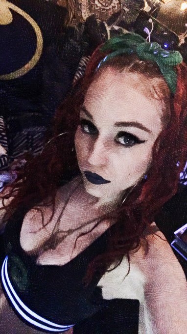 My new photoset is live. Login and enjoy! https://t.co/jQ0V82ALpA https://t.co/NGKiwm30BW