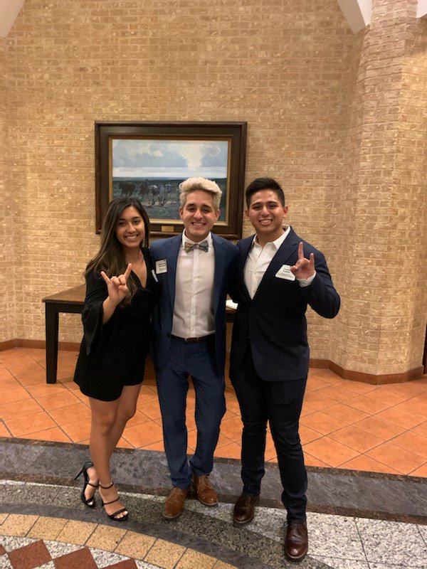 vttorres27's tweet photo. Great fall banquet so happy to see all my Terry Family! #Terryfam https://t.co/mXvTdEl7Na